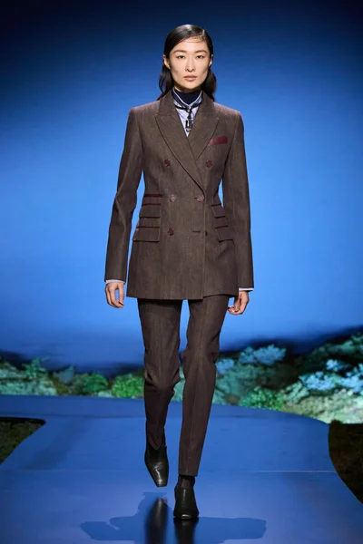 Look 51